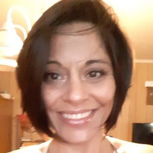 Meet your Posher, Carla